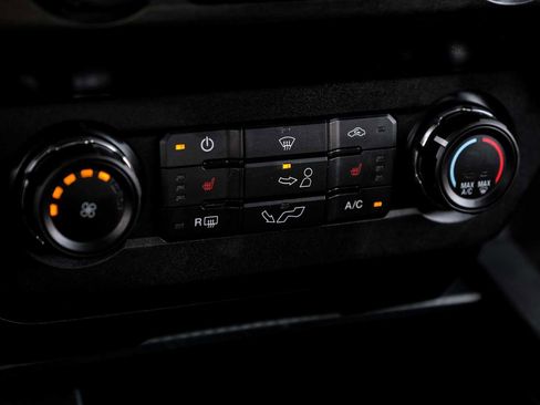 Used 2019 Ford F150 XLT w/ Equipment Group 302A Luxury image 26