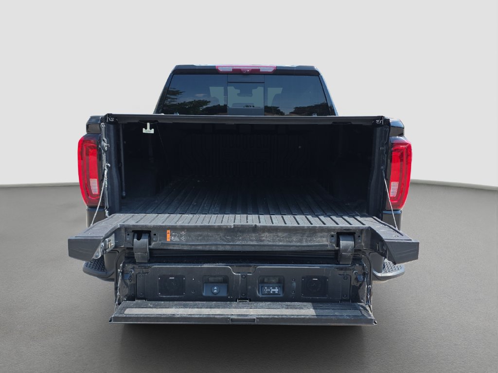 Used 2023 GMC Sierra 1500 Denali w/ Denali Reserve Package AWD/4WD image 16