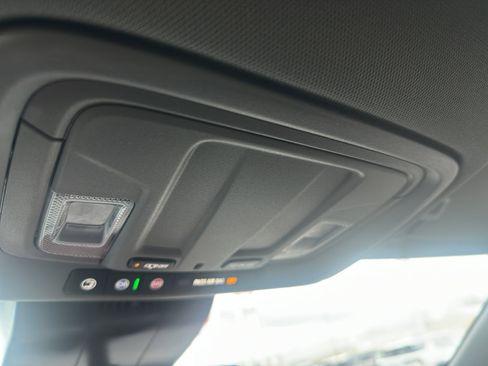 Used 2025 Chevrolet Silverado 1500 LT image 20