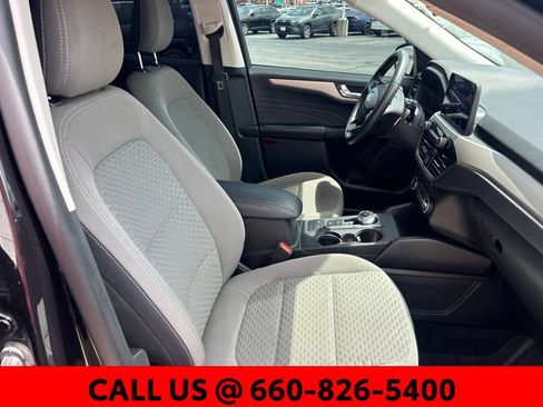 Used 2021 Ford Escape SE w/ SE Sport Appearance Package AWD/4WD image 7