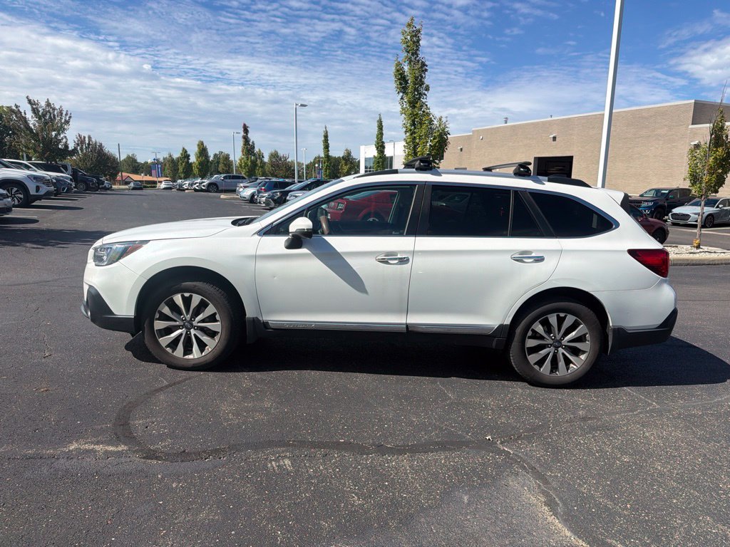 Used 2019 Subaru Outback 2.5i Touring w/ Popular Package #3A AWD/4WD image 18