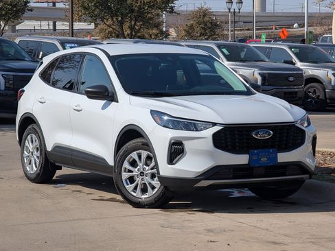 New 2026 Ford Escape Active image 2