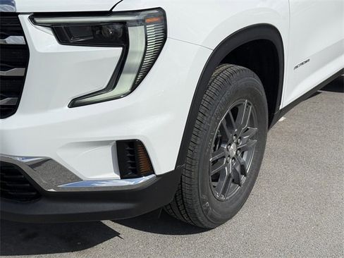 New 2026 GMC Acadia Elevation image 9