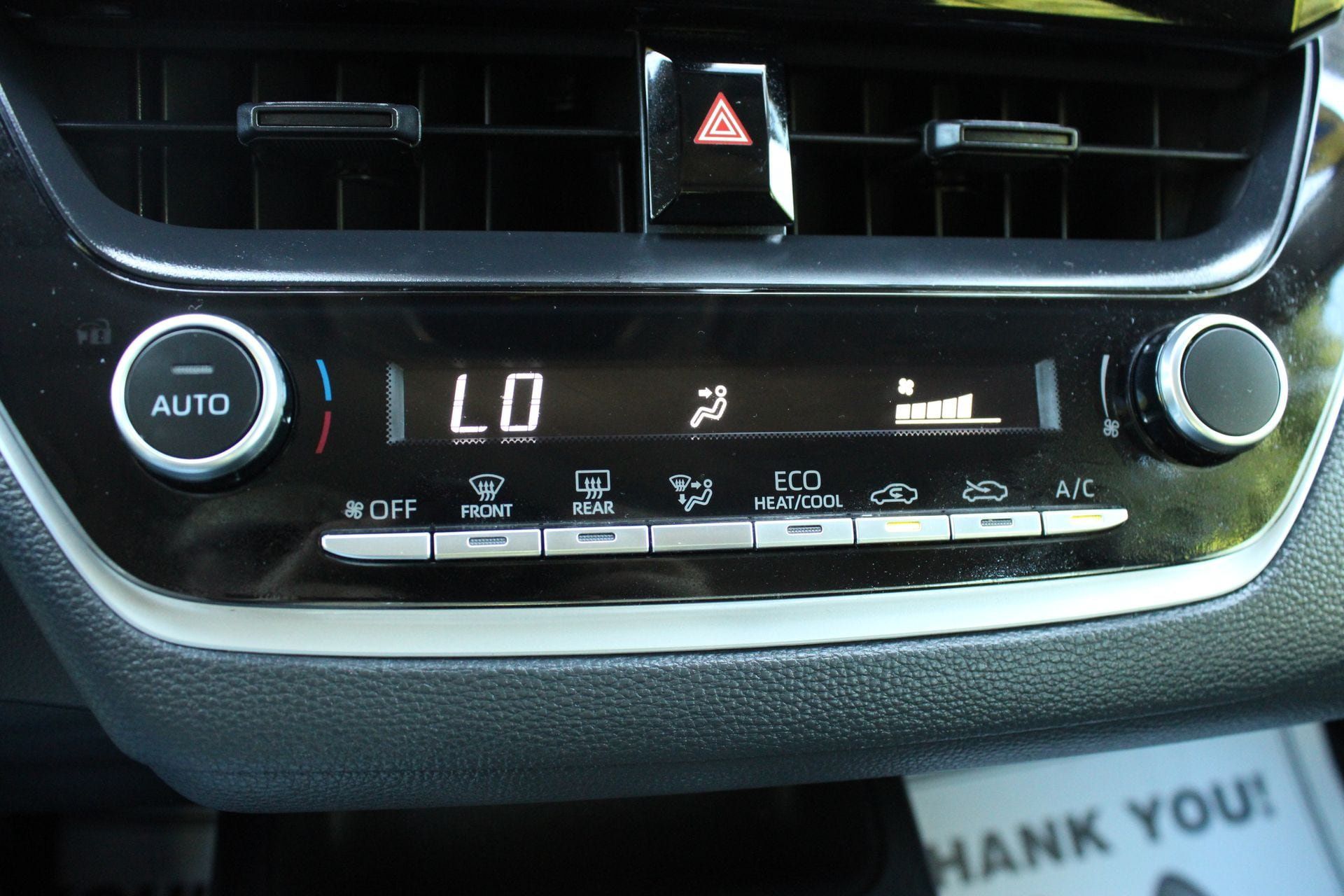 Used 2025 Toyota Corolla LE FWD image 38