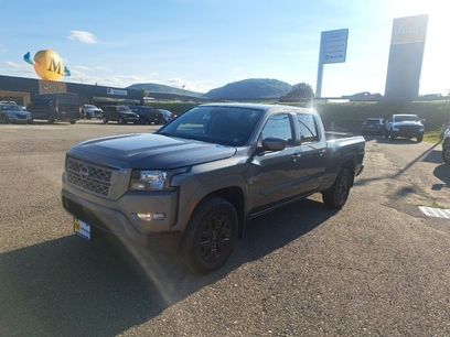 Used 2022 Nissan Frontier SV w/ Technology Package