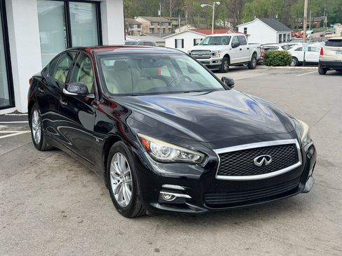 Used 2017 INFINITI Q50 3.0t Premium w/ 3.0T Premium Plus Package RWD image 8