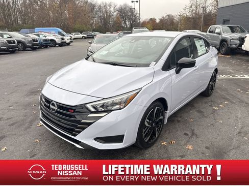 New 2025 Nissan Versa SR w/ Trunk Package FWD image 1