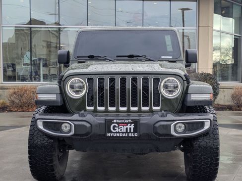 Used 2021 Jeep Gladiator Overland w/ Popular Equipment Package image 11