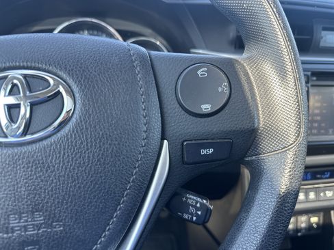 Used 2016 Toyota Corolla LE Premium FWD image 21
