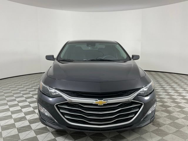 Used 2023 Chevrolet Malibu LT w/ Driver Confidence Package FWD image 2