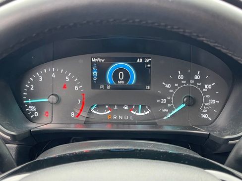 Used 2022 Ford Escape SE w/ Cold Weather Package image 27