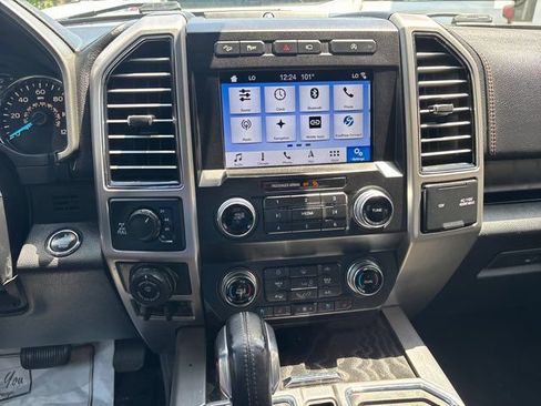 Used 2019 Ford F150 Platinum w/ Technology Package AWD/4WD image 31