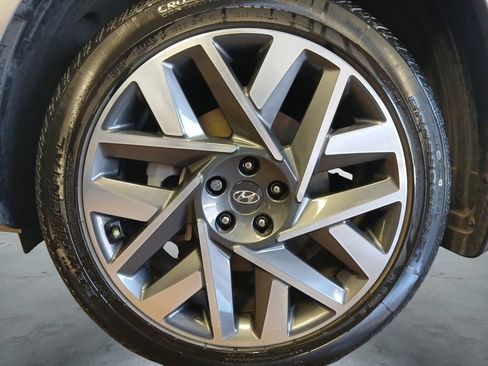 Used 2022 Hyundai Santa Fe Calligraphy AWD/4WD image 17