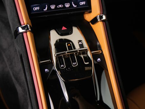 Certified 2022 Ferrari Roma image 25