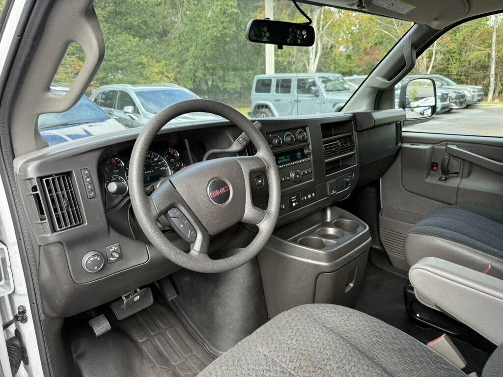 Used 2025 GMC Savana 2500 w/ Driver Convenience Package RWD image 3
