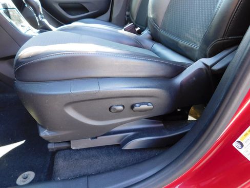 Used 2018 Buick Encore Preferred w/ Experience Buick Package AWD/4WD image 13