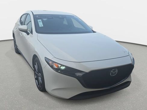 Used 2023 MAZDA MAZDA3 s FWD image 3