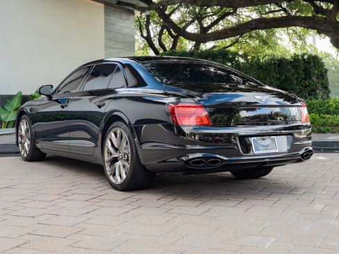Certified 2024 Bentley Flying Spur S V8 AWD/4WD image 16