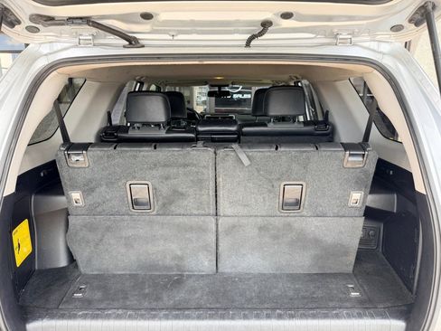 Used 2018 Toyota 4Runner SR5 Premium AWD/4WD image 19