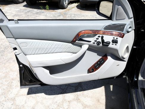 Used 2005 Mercedes-Benz S 500 image 14