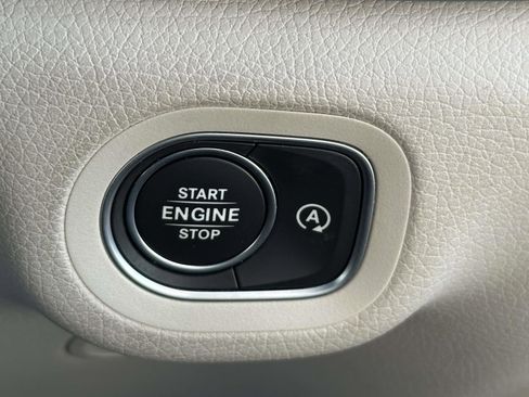 Used 2022 Mercedes-Benz GLE 350 4MATIC image 42