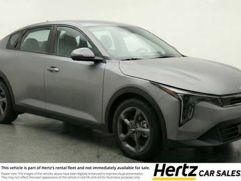 Used 2025 Kia K4 FWD image 1
