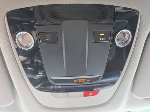 Used 2023 Kia Seltos S w/ Navigation Package AWD/4WD image 20