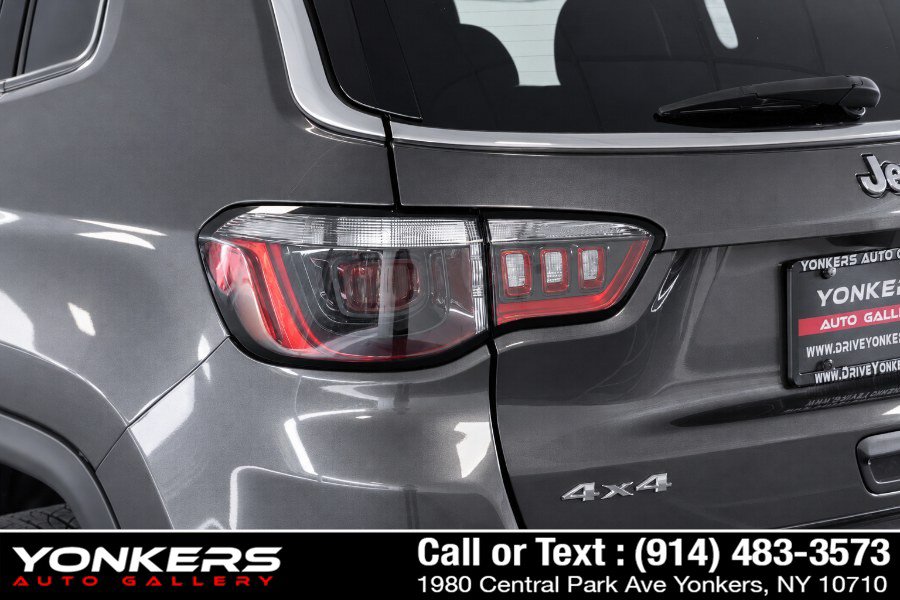 Used 2022 Jeep Compass Latitude AWD/4WD image 20