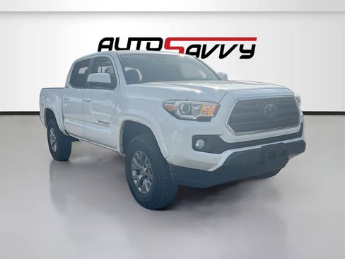 Used 2018 Toyota Tacoma SR5 image 1