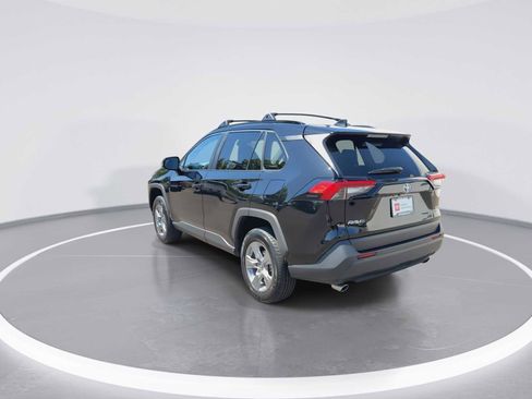 Used 2025 Toyota RAV4 XLE AWD/4WD image 6