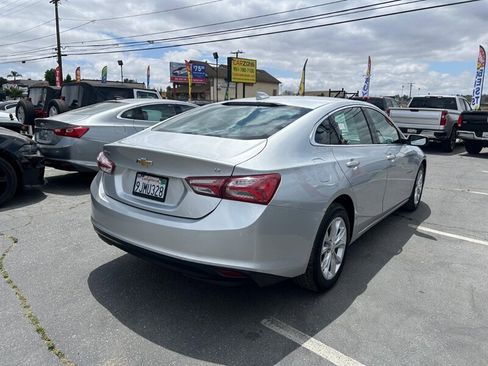 Used 2022 Chevrolet Malibu LT FWD image 12