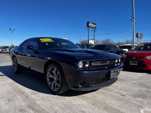 Used 2017 Dodge Challenger SXT w/ Sound Group image 4