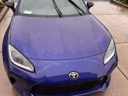 Used 2024 Toyota GR86 image 1