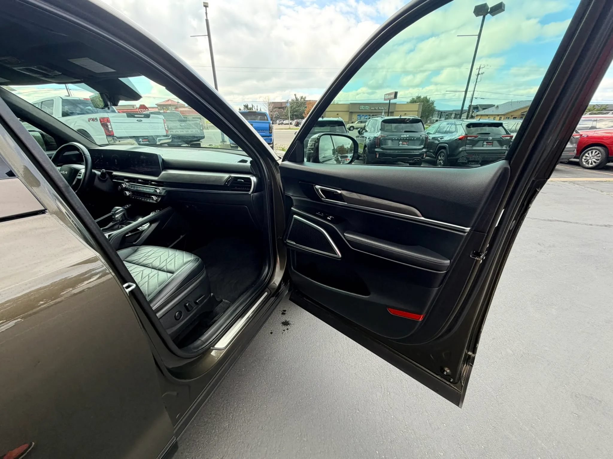 Used 2024 Kia Telluride SX Prestige X-Line AWD/4WD image 27