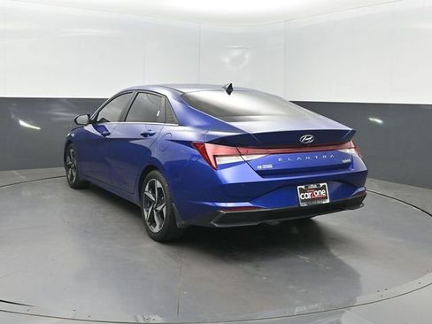 Used 2023 Hyundai Elantra Limited FWD image 30