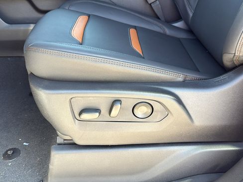 New 2026 GMC Sierra 1500 AT4 w/ AT4 Premium Package image 10