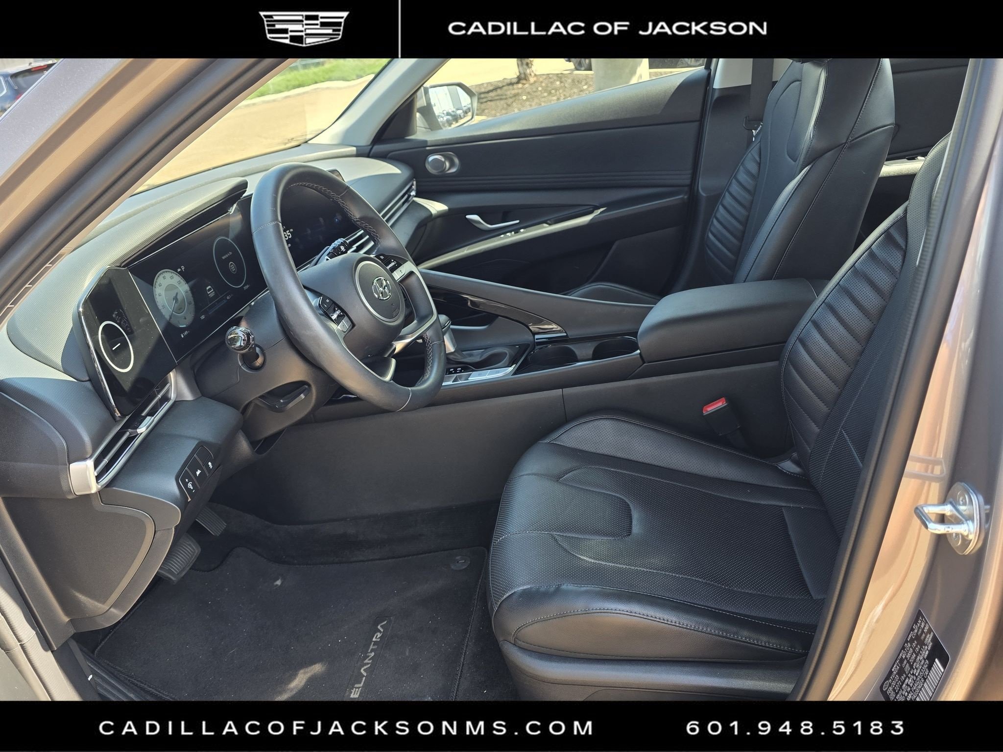 Used 2023 Hyundai Elantra Limited w/ Cargo Package FWD image 21