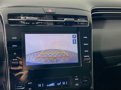 Used 2023 Hyundai Tucson SEL w/ Convenience Package image 13