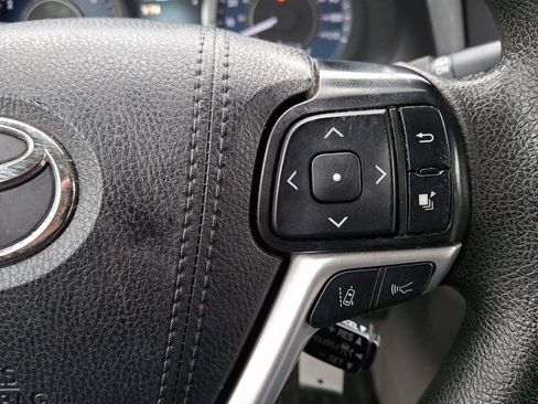 Used 2020 Toyota Sienna LE image 22