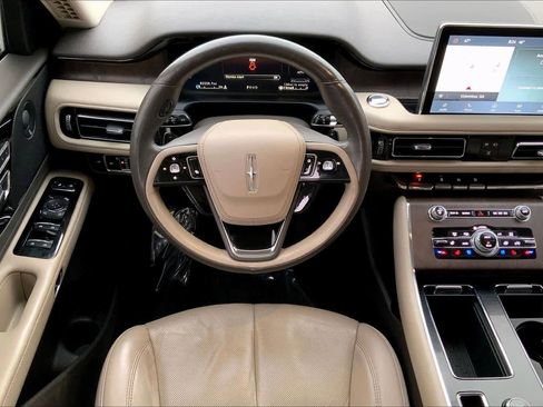 Used 2021 Lincoln Aviator Reserve w/ Equipment Group 201A image 5