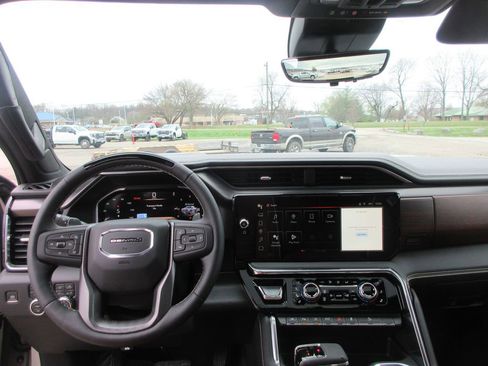 New 2026 GMC Sierra 1500 Denali Ultimate image 17