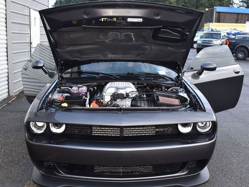 Used 2023 Dodge Challenger SRT Hellcat w/ Driver Convenience Group image 21