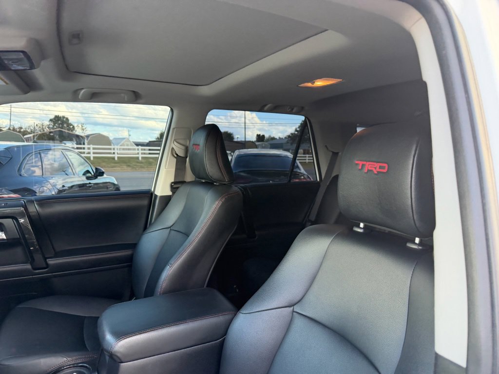 Used 2020 Toyota 4Runner TRD Off-Road Premium w/ Moonroof Package AWD/4WD image 10