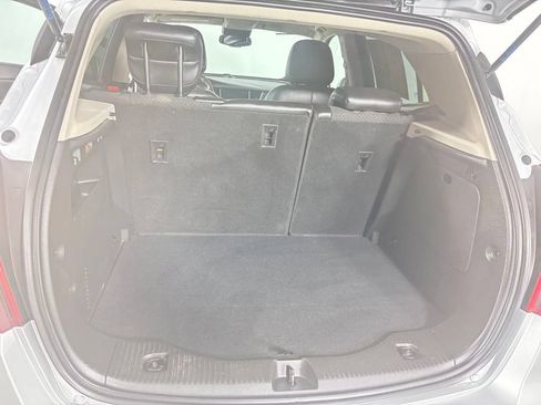 Used 2021 Buick Encore Preferred FWD image 30