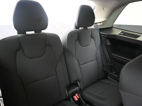 New 2026 Volvo XC90 B6 Plus w/ Protection Package Premier image 17