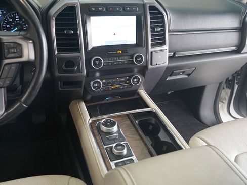 Used 2020 Ford Expedition Platinum AWD/4WD image 17