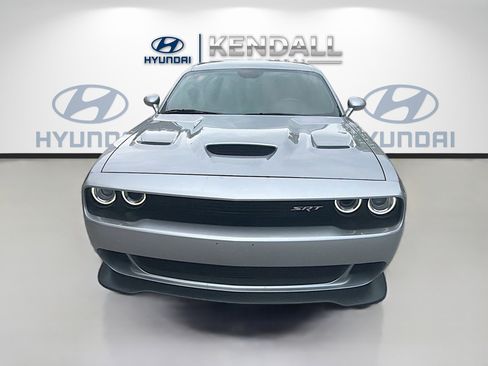 Used 2017 Dodge Challenger SRT Hellcat RWD image 2