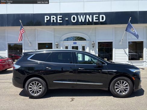 Used 2023 Buick Enclave Essence w/ Trailering Package, 5000 lbs. AWD/4WD image 4
