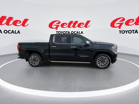 Used 2024 GMC Sierra 1500 Denali Ultimate image 9
