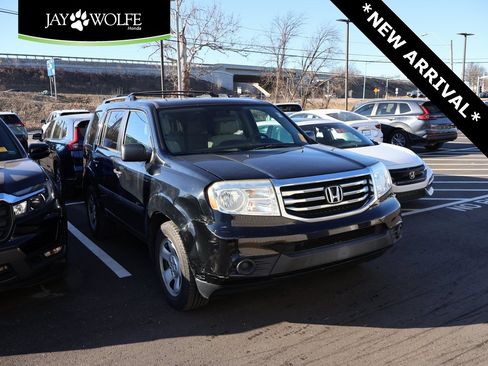 Used 2015 Honda Pilot LX image 1